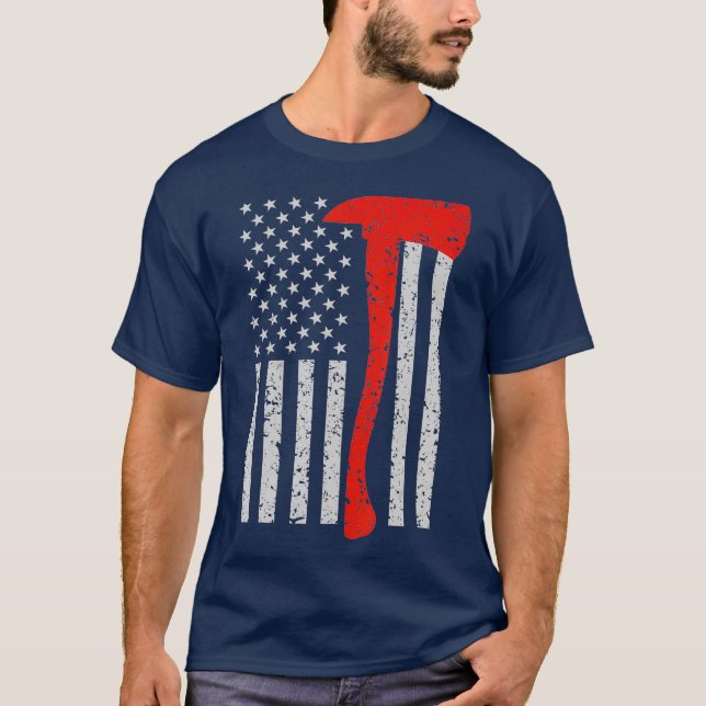 Firefighter American Flag Axe T Shirt Thin Red (Framsida)