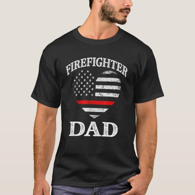 Firefighter Dad Patriotic US Flag Heart Fireman Fi T Shirt (Framsida)