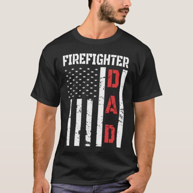 Firefighter flagga shirt Fars dag 2020 Gift T Shirt (Framsida)
