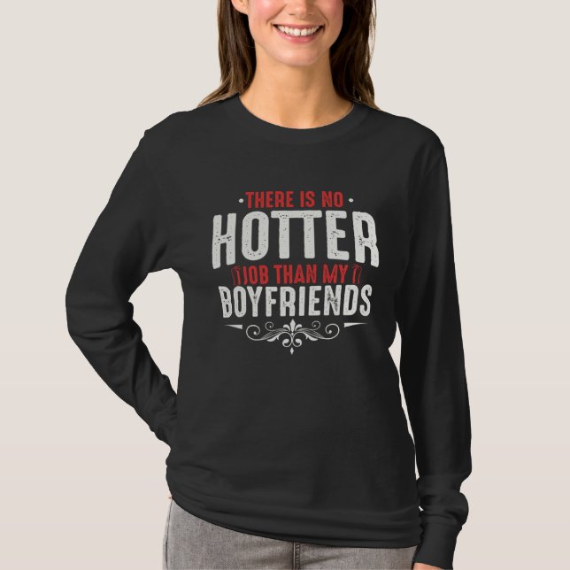 Firefighter Girlfriend Boyfriend T Shirt (Framsida)