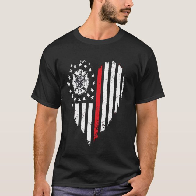 Firefighter Heart Thin Red Line American Flag Fire T Shirt (Framsida)