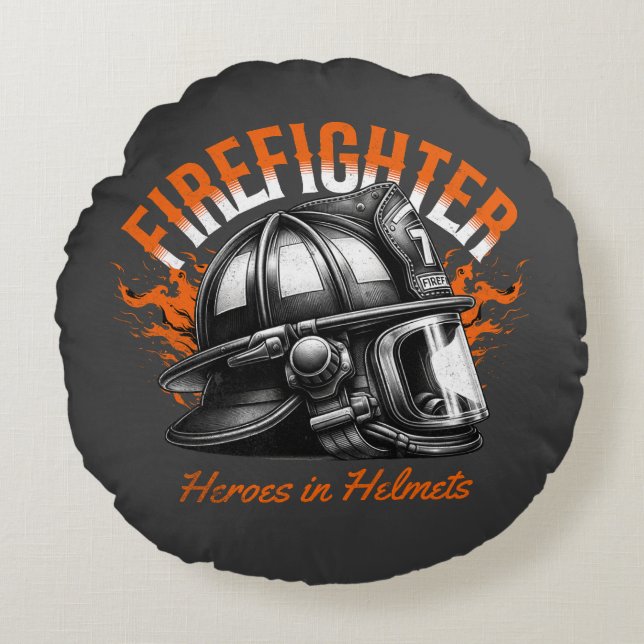 Firefighter Heroes i hjälmen Round Pillow Rund Kudde (Framsidan)