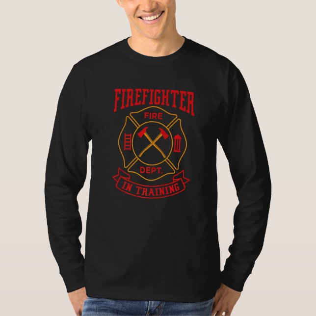 Firefighter In Training  Future Fireman T Shirt (Framsida)