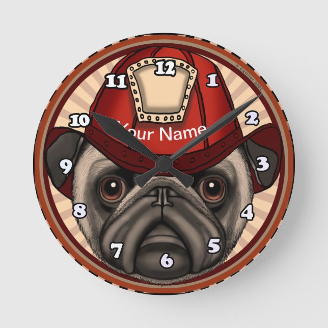 Firefighter Pug Rund Klocka (Framsida)