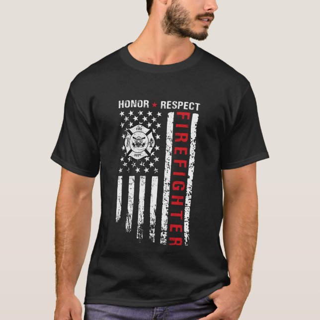 Firefighters Red Line Us Flagga T Shirt (Framsida)