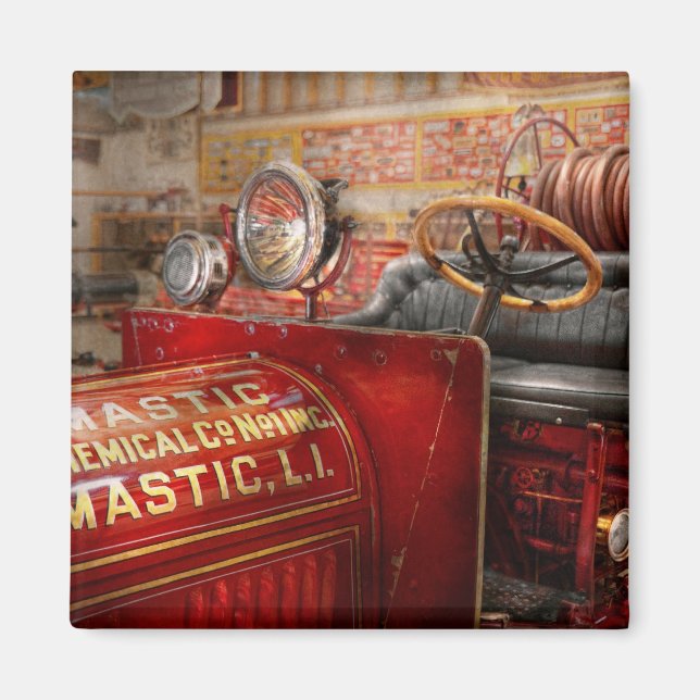 Fireman - Mastiskt kemiskt kol Magnet (Framsidan)