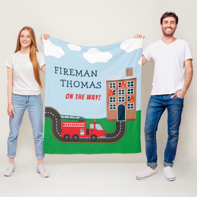 Fireman och Fire Lastbil med First Namn Little Boy Fleecefilt (På plats)