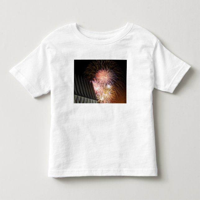Fireworks explodera tee shirt (Framsida)