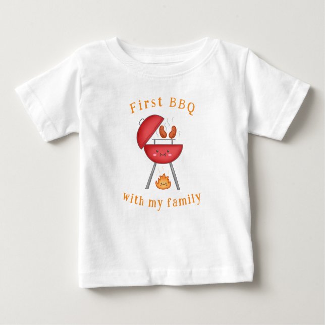 First BBQ Family Kids Roligt Sommar-Helgdagar T Shirt (Framsida)