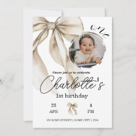 First Birthday Beige Bow Neutral Invitation Photo Inbjudningar