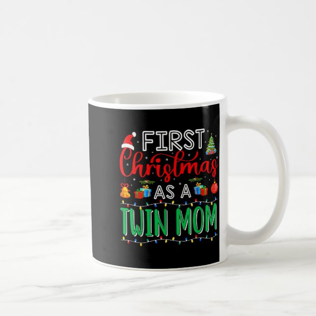 First Christmas As Twin Mom Family Matching New Tw Kaffemugg (Höger)