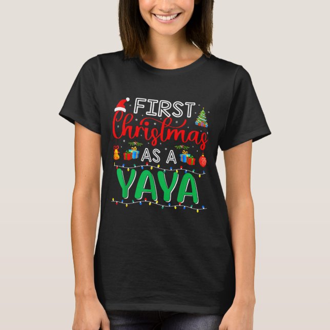 First Christmas As Yaya Family Matching New Yaya  T Shirt (Framsida)