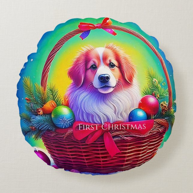 First Christmas Cutest Dog in Holiday Basket Rund Kudde (Framsidan)