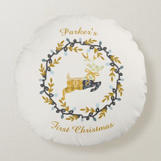 First Christmas Deer with Wreath Yellow Cream Rund Kudde (Framsidan)
