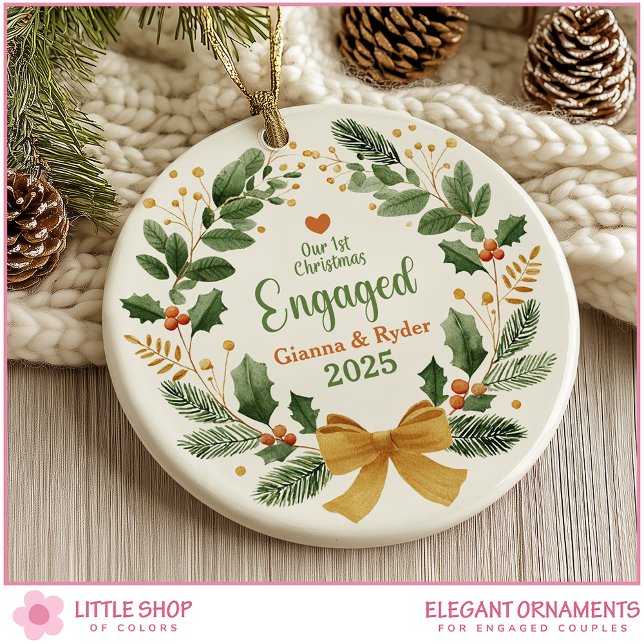 First Christmas Engaged Customizable Photo Julgransprydnad Keramik (Skapare uppladdad)
