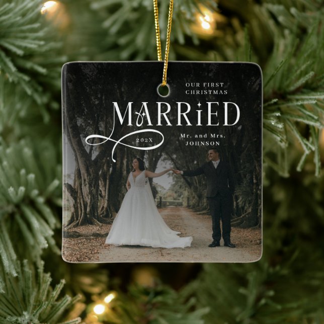 First Christmas Married Mr & Mrs Couples Photo  Julgransprydnad Keramik (Träd)