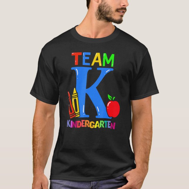 First Day Of Kindergarten Pre K Squad Team Kinderg T Shirt (Framsida)