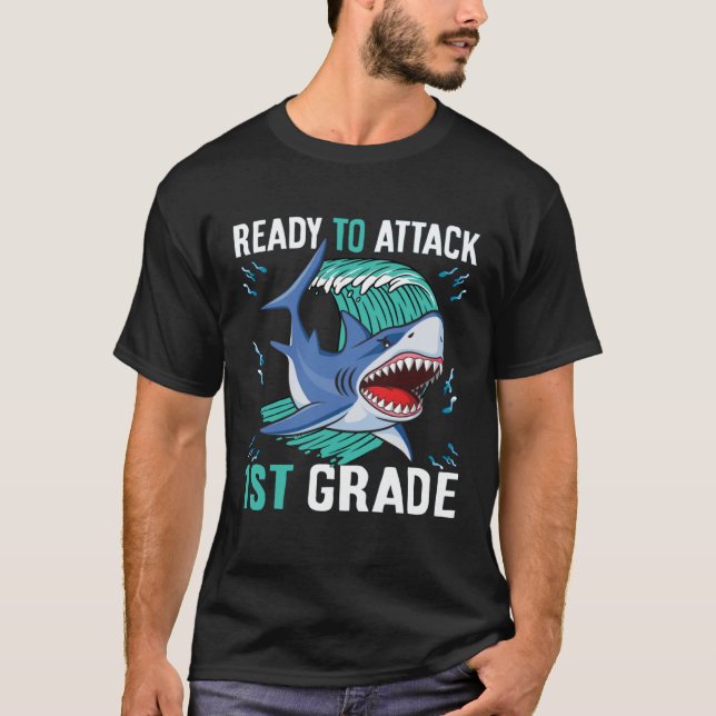 First Day Of School  Kids Ready To Attack 1st Grad T Shirt (Framsida)