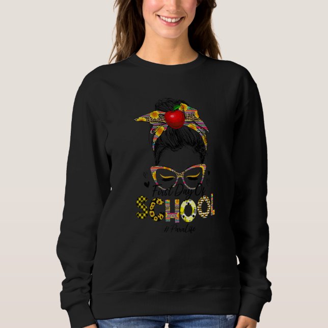 First Day Of School Paraprofessional Life Leopard  T Shirt (Framsida)