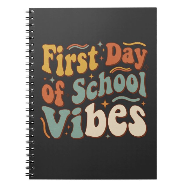 First Day of School Vibes Back to School Gift Anteckningsbok (Framsidan)