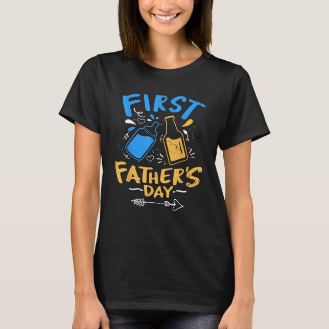First Father s Day  Beer Baby Bottle Daddy 2023 Vi T Shirt (Framsida)