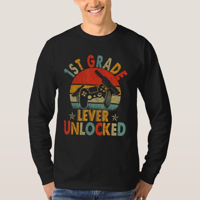 First Grade Level Unlocked Gamer 1st Day Of School T Shirt (Framsida)