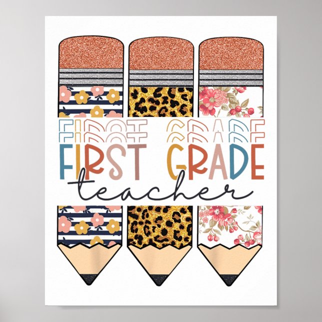 First Grade Teacher Leopard Pencil Happy First Day Poster (Framsidan)