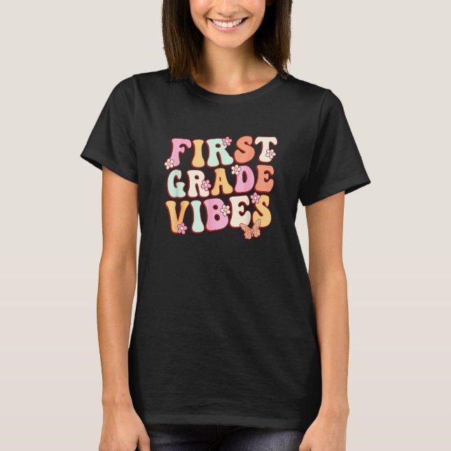 First Grade Vibes Hello Team 1st Grade Teacher Kid T Shirt (Framsida)