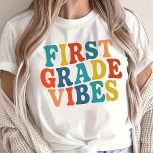 First Grade Vibes Retro Tjejtröja för Kvinnor T Shirt