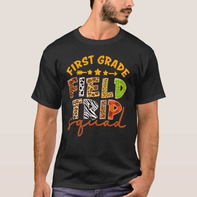 First Grade Zoo Field Trip Squad Matching Students T Shirt (Framsida)