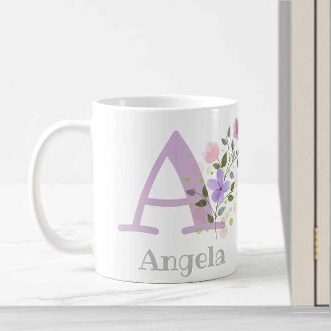 First Initial Plus Namn Angela with Flowers Kaffemugg (Skapare uppladdad)