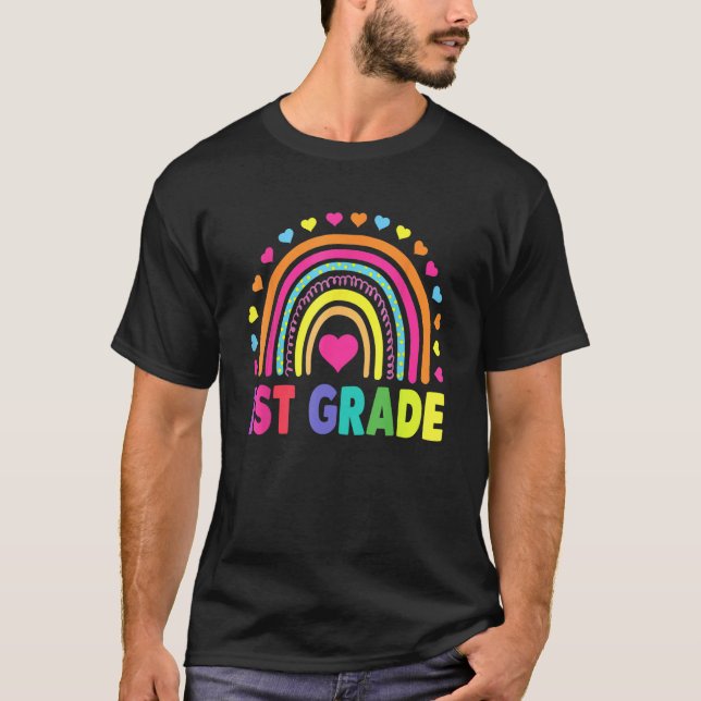 First Klass Rainbow Girls Boys Teacher Team 1 GR T Shirt (Framsida)