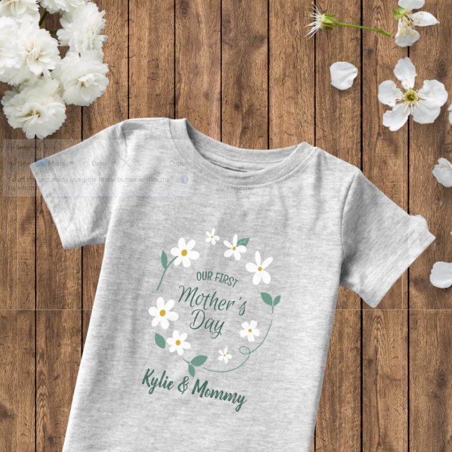 First Mother's Day Matching Shirts New Mom & Baby  T Shirt (Skapare uppladdad)