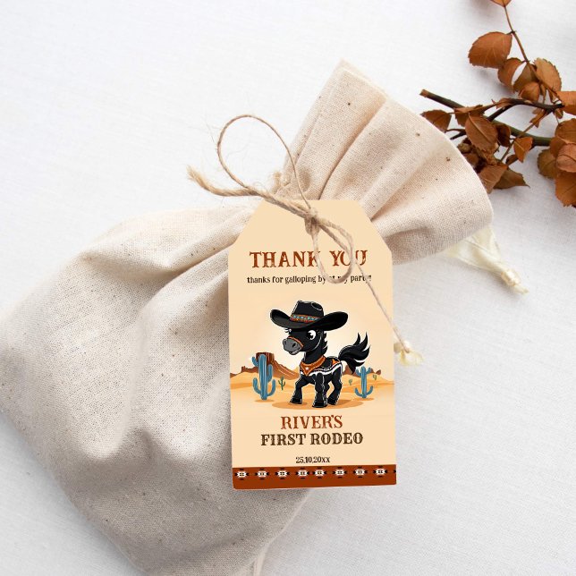 First Rodeo cowboyen baby födelsedagsfest för häst Presentetikett (First rodeo western birthday party thank you favor gift tags cute cowboy horse favor tags)