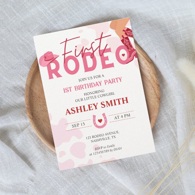 First Rodeo Little Cowgirl 1st Birthday Rosa Red Inbjudningar (First rodeo - 1st birthday party invitation for girls, pink, red, cowgirl)