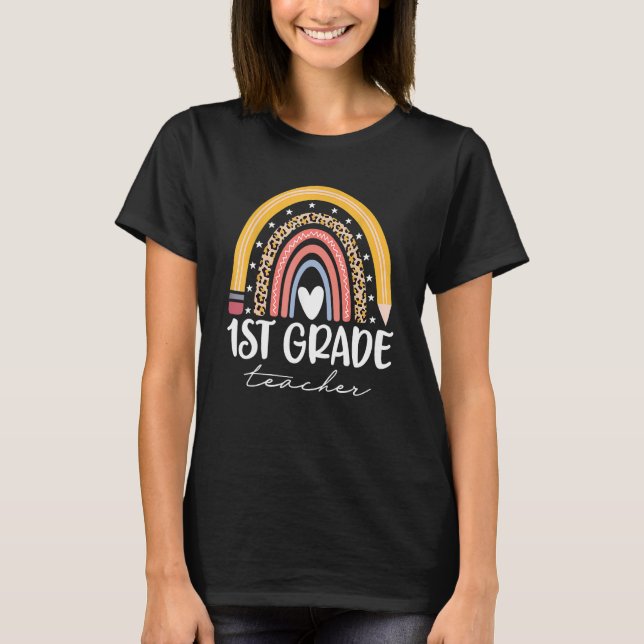 Firts Grade Teacher Boho Rainbow 1st Grade Teacher T Shirt (Framsida)