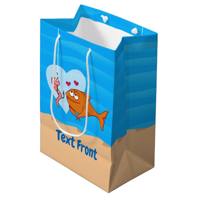 Fisk och bete i Kärlek Medium Gift Bag (Framsidan Vinklad)