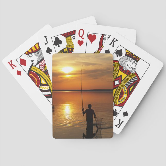 Fiskare fångar fisk genom snurrning spel kort (Baksidan)