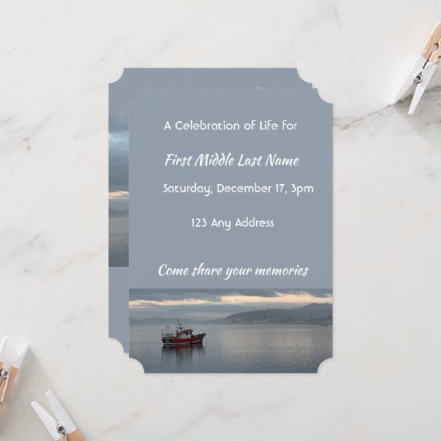 Fiskare i fiskebåten firande i Inbjudan (Fram/Back In Situ)