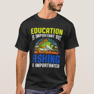 Fiskare som fiskar och fiskar som lägger näbba t shirt