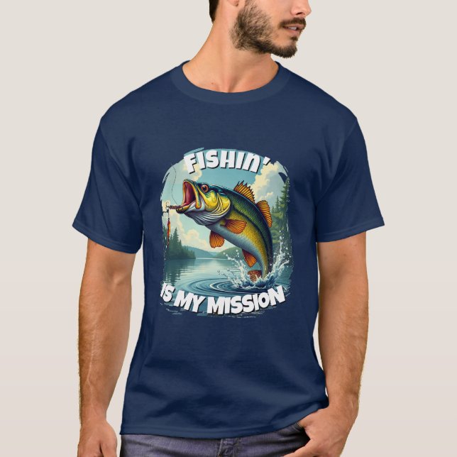 Fiske är min Uppdrag Bass T-Shirt-för manar T Shirt (Framsida)