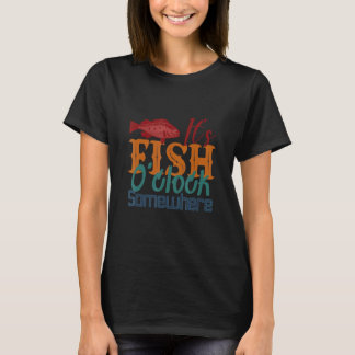 Fiske Det är Fisk klockan Någonstans Fiskedesign T Shirt