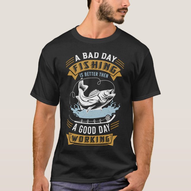 Fiske: Det är mycket abborre! T Shirt (Framsida)