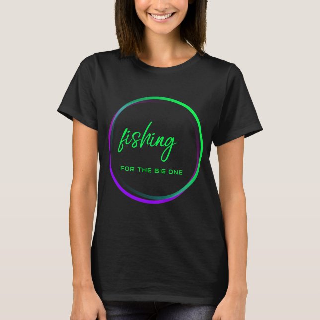 Fiske Efter Den Stora.Fiskkrok T Shirt (Framsida)