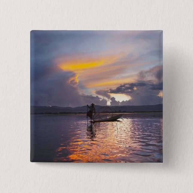 Fiske efter fiskarben med roterande båt med nät knapp (Framsida)