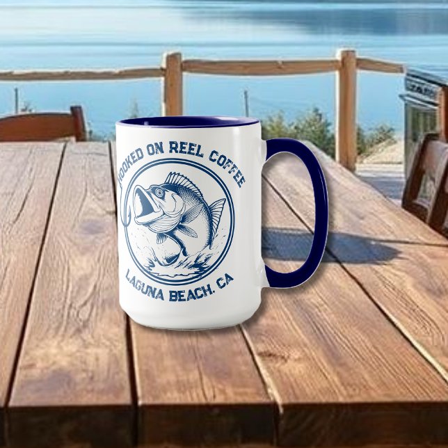 Fiske-funny-hokt på rullkaffe mugg (Funny Fish Coffee Mug-Hooked on Reel Coffee-Fisherman Core)