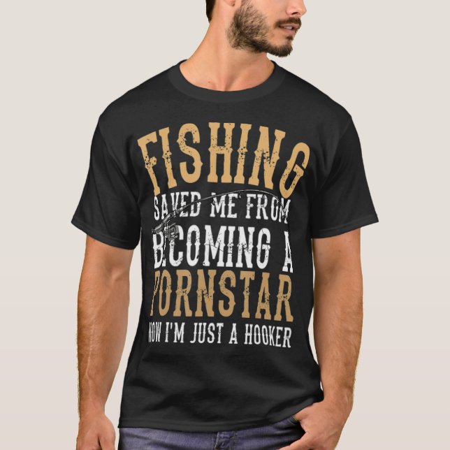 Fiske i Slogan Fiske räddade mig Fisherman Funy Fi T Shirt (Framsida)