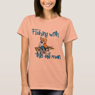 Fiske med den gamle tee shirt