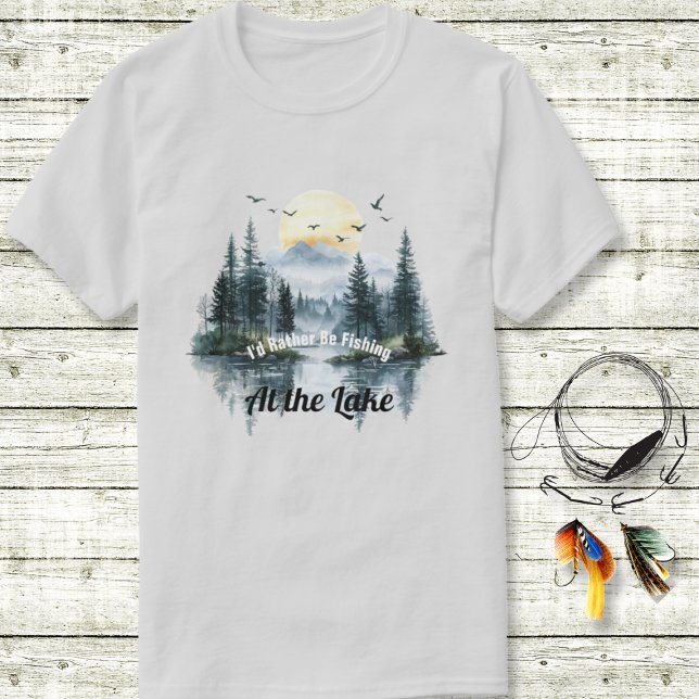 Fiske vid sjön T-Shirt (Skapare uppladdad)