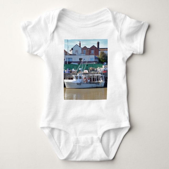 Fiskebåt YH 34 T Shirt (Framsida)
